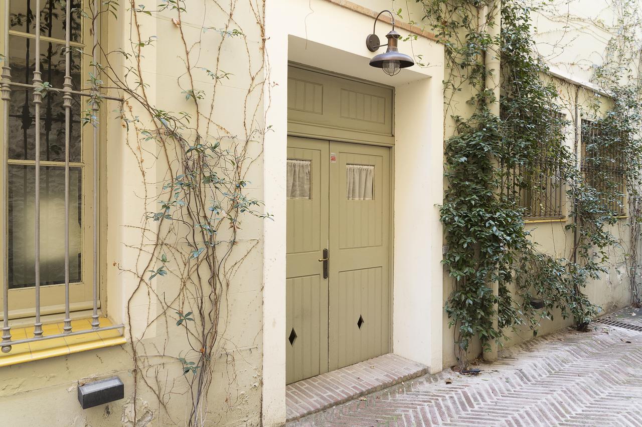Palace Gracia Nextdoor Barcelona Exteriör bild